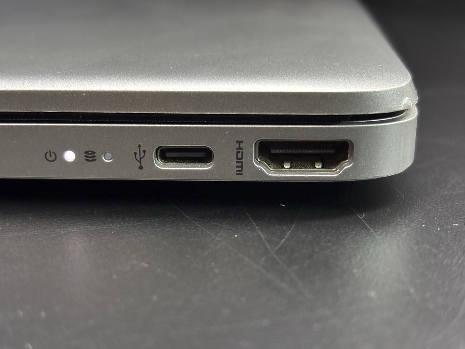 HP EliteBook 15S Ryzen 5 5500 16 GB RAM SSD 480 Gb