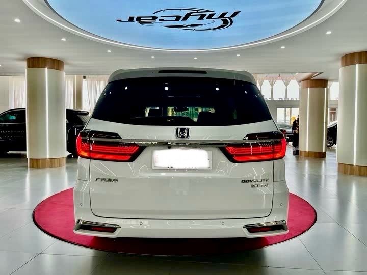 Honda Odyssey Hybrid 2022