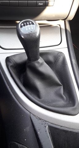 BMW E87 ,2007 г. , 118 Дизел на части