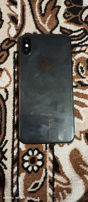 айфон Х, в хорошем состоянии