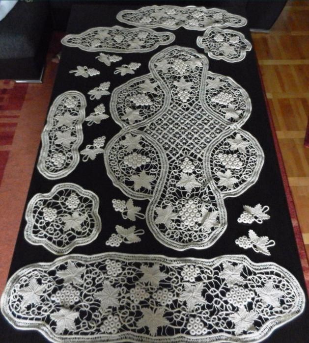 Set Macrame lucrat manual
Pretul este pentru setul complet , nu se va