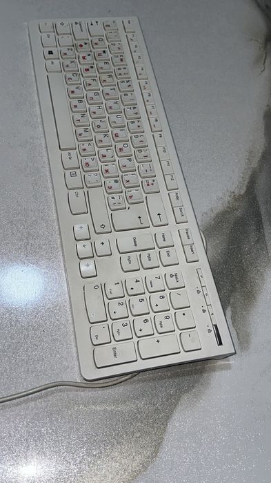 Lenovo K5819 Office  продается, белого цвета