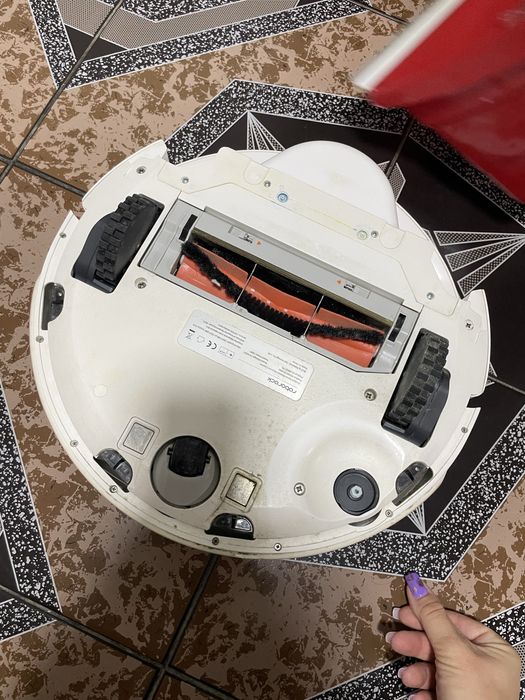 Roborck s5 max scurcircuit roata dreapta