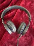 Casti original Armani Exchange aprope noi