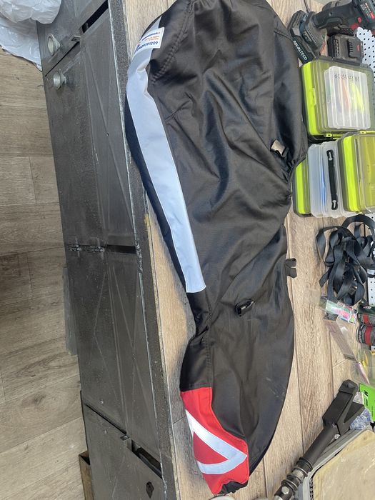 Чехол на лодочный мотор