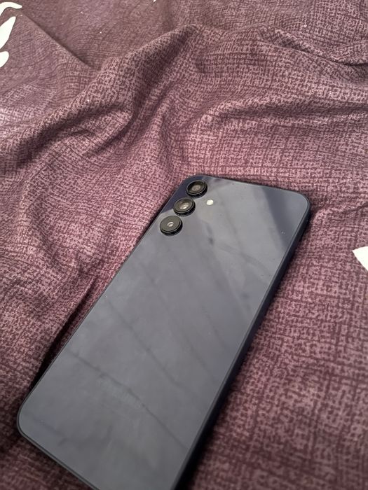 Продам Самсунг а15 ,256 гб в отличном состояние