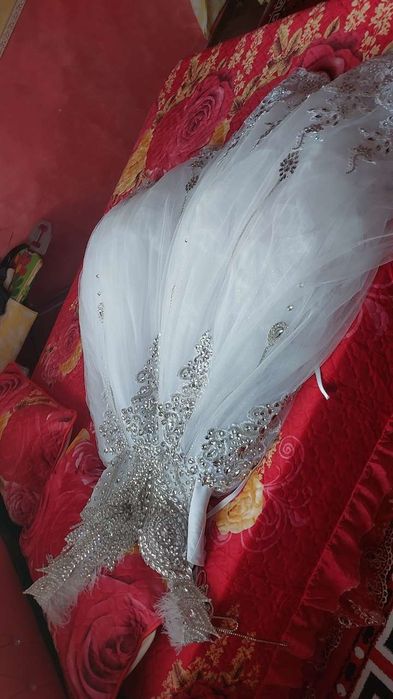 Vând rochie de mireasă