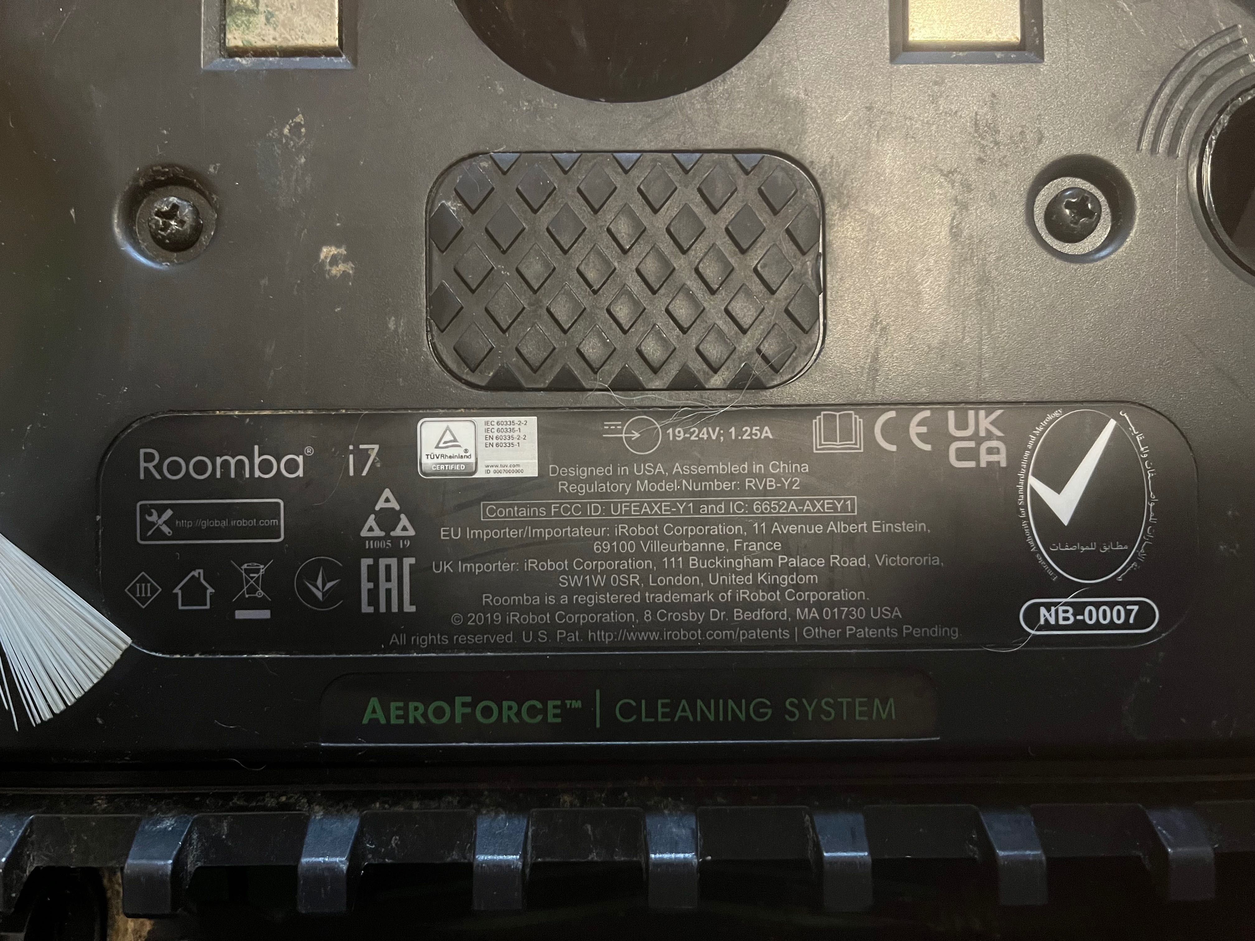 Прахосмукачка-робот iRobot - Roomba i7, черна