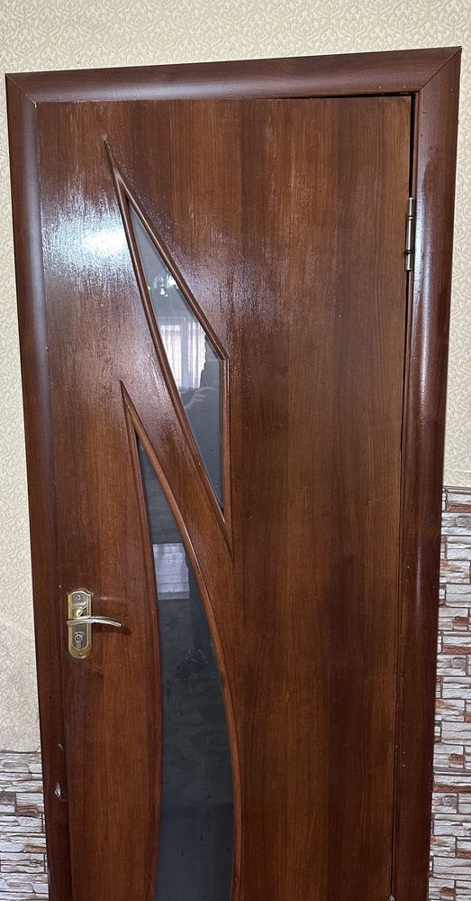 Продается двери