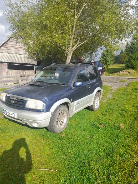 Vând suzuki grand vitara