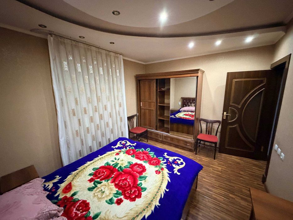 Сдаётся в Аренду Своя 2х комнатная квартира в м-в Госпитальный