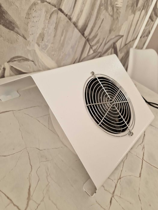 Вытяжка для маникюра