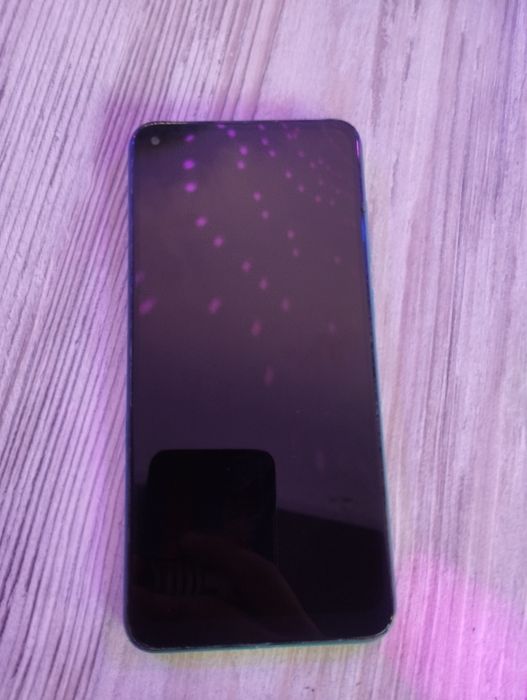 Redmi note 9 kelishtirib beriladi hamma joyi ideal