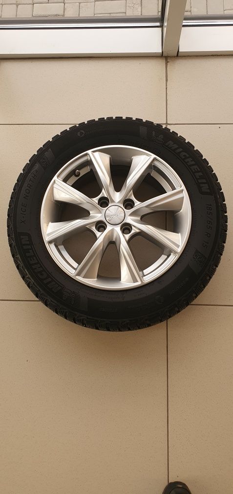 Шины зимние MICHELIN X-ICE NORTH 4 > 185x65x15