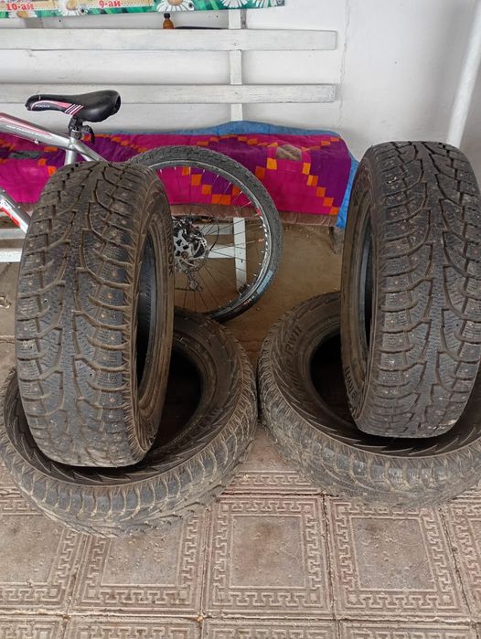 Продам шины в отличном состоянии