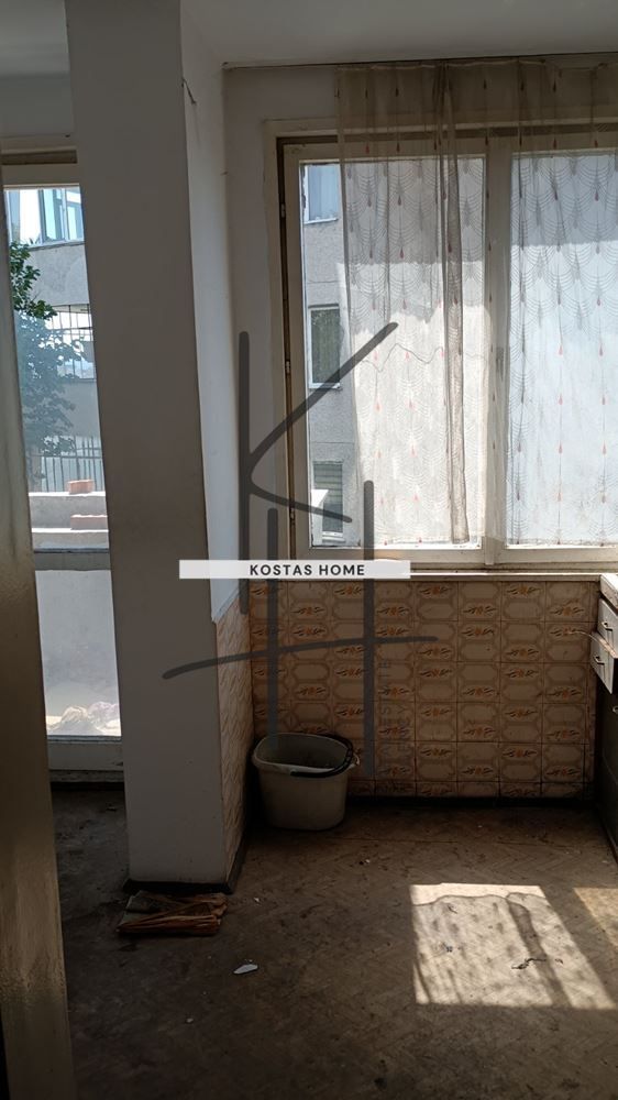 Продава се Четиристаен апартамент в Варна, Трошево - 90 кв.м за 1500 €/кв.м - Снимка #4