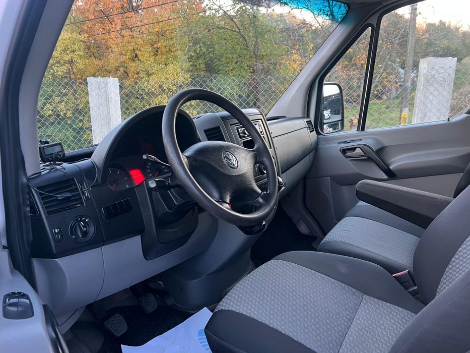 VW Crafter Mediu / 2012 / Euro 5 / AC / 3 locuri