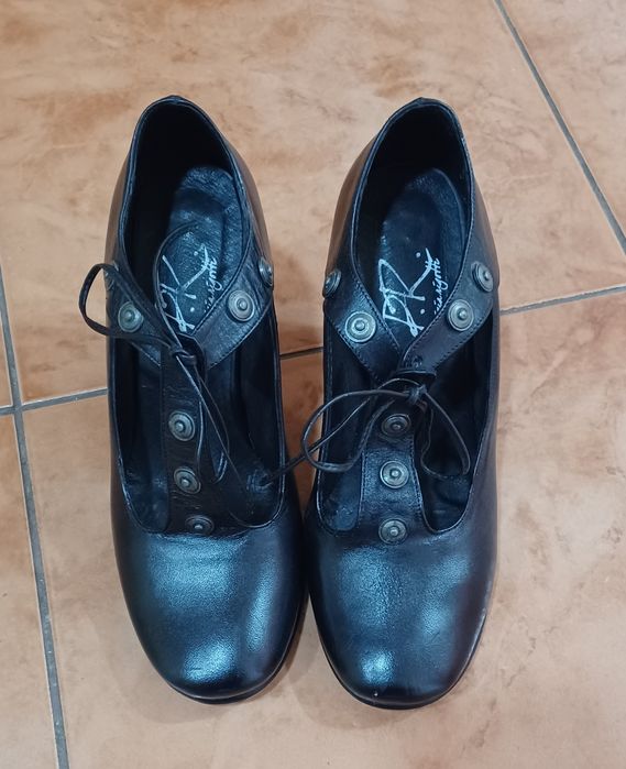 Pantofi din piele  Patrizia Rigotti nr 38