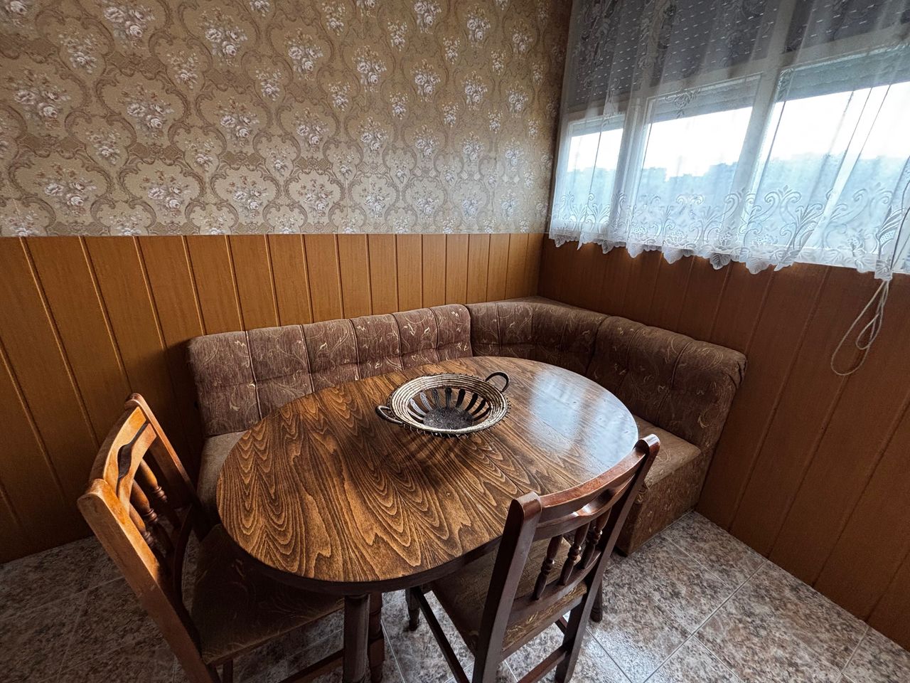 Продава се Двустаен апартамент в Червен бряг - 70 кв.м за 656 €/кв.м - Снимка #5