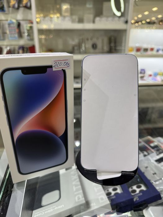 Iphone 14 в идеальном состояние