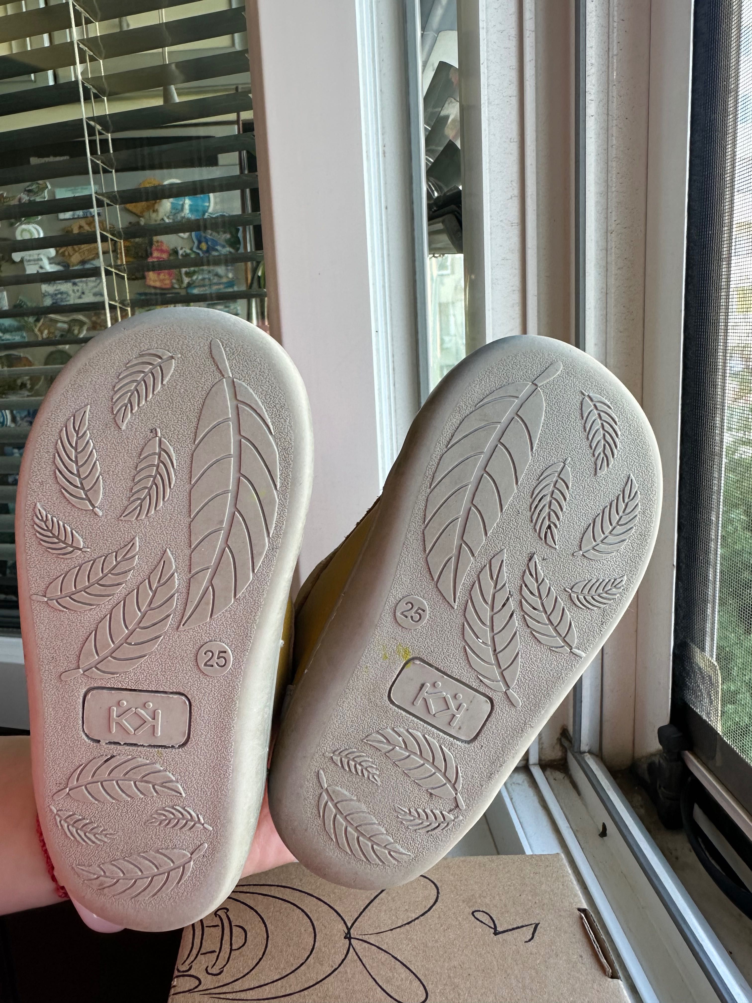 Детски боси обувки Barefoot Колев и Колев