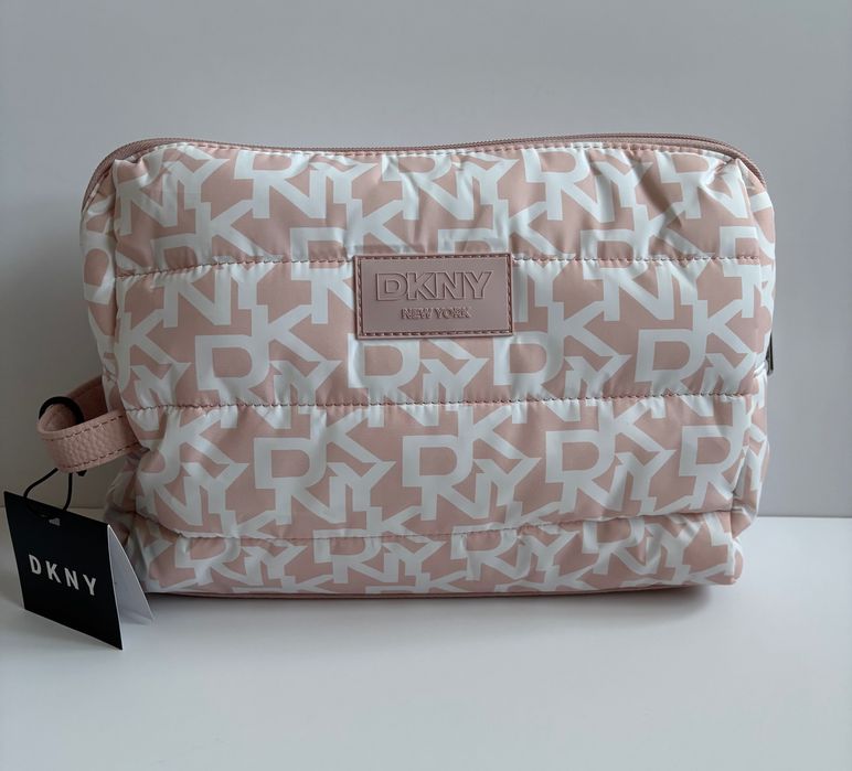 Дамски несесери Dkny