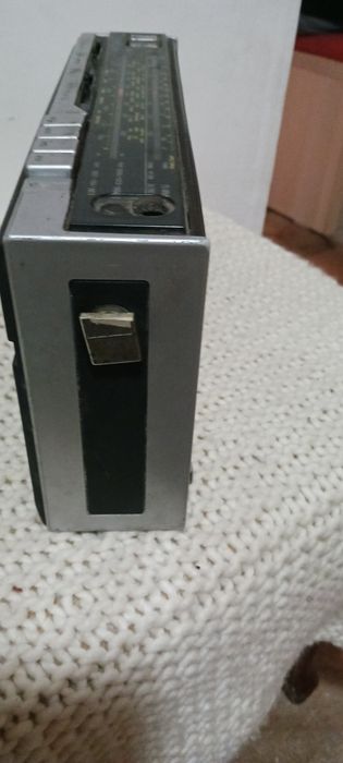 Vând radio Philips pt colectie