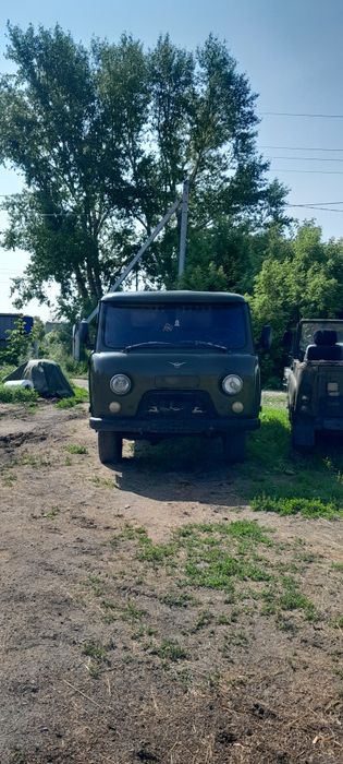 Продам два Уазика