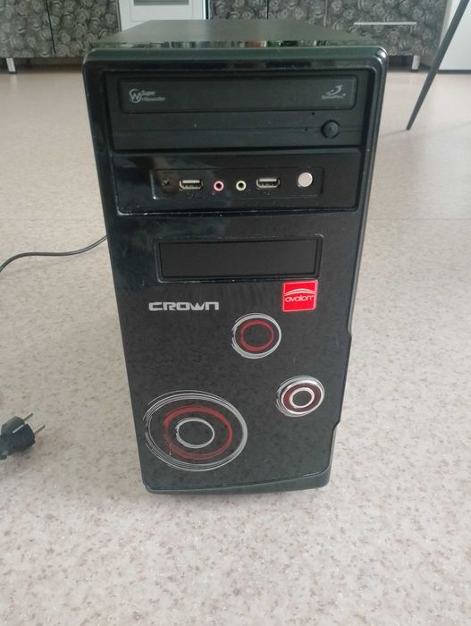 Продам хороший системник.