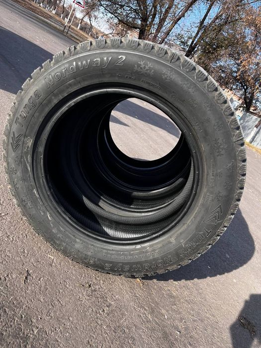 Шины . 205.60.р16