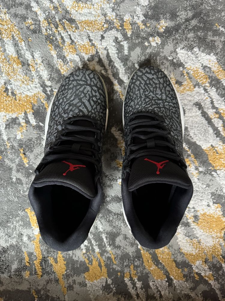 Nike Air Jordan B Fly Wolf Grey 42 Номер