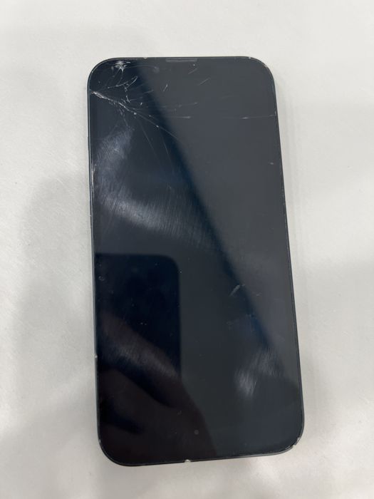iPhone 13 applee
