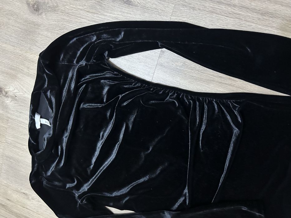 Кадифена рокля H&M