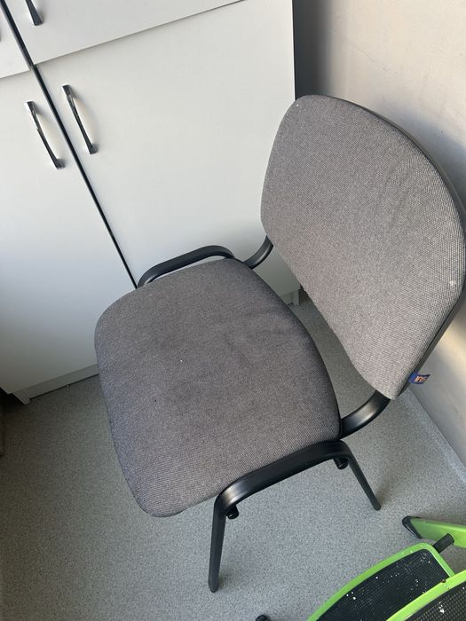 Продам офисные стуля