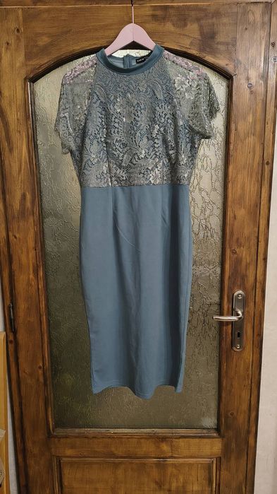 Официални рокли размер Л