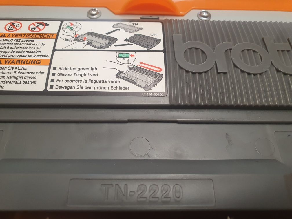 Drum unit DR2200 si toner TN2220 Brother