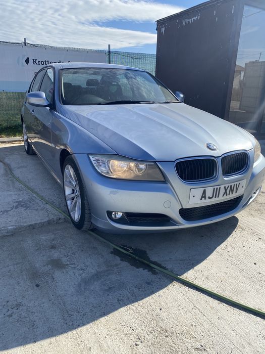 Dezmembrez bmw e90 N47D20C