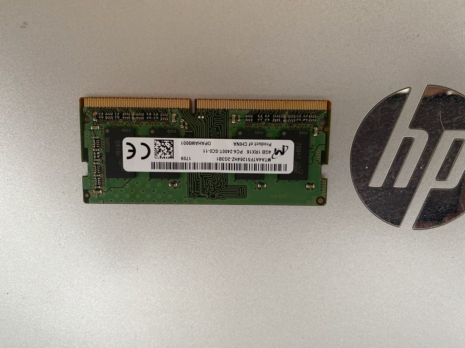 Памет MTA DDR4 4GB