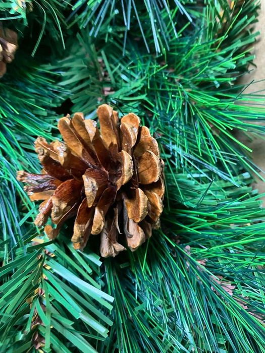 Коледни Елхи като Истински с Шишарки – 150 см, Ширина 78 см