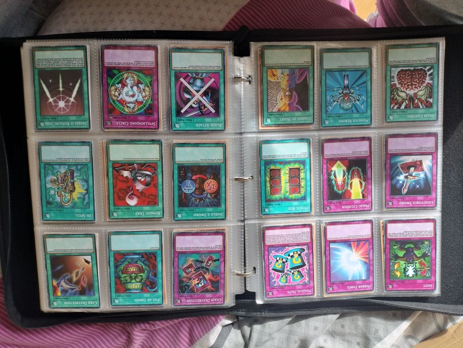 Карти Yu gi oh , старите