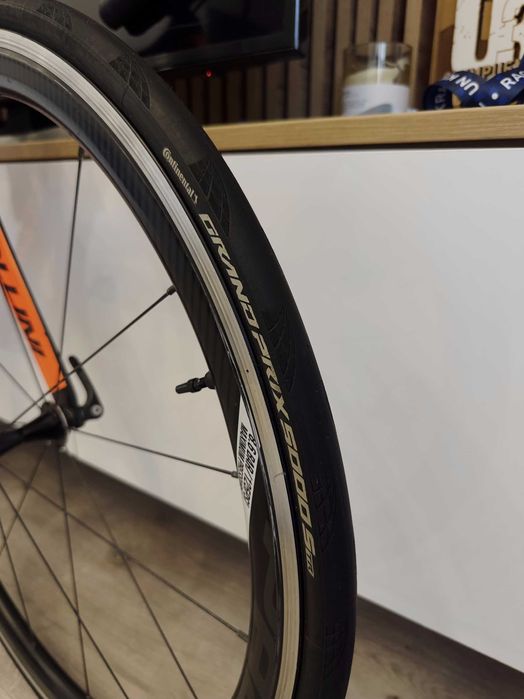 Bicicleta de sosea carbon Cipollini Bond (S)