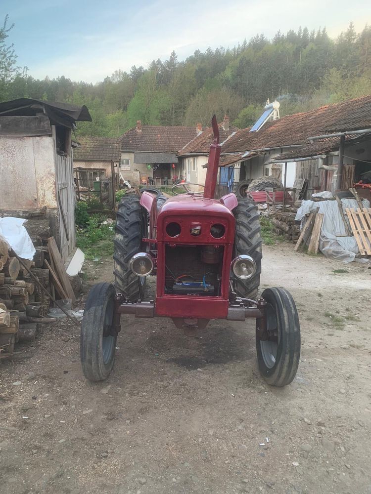 De vanzare tractor agricol David Brown