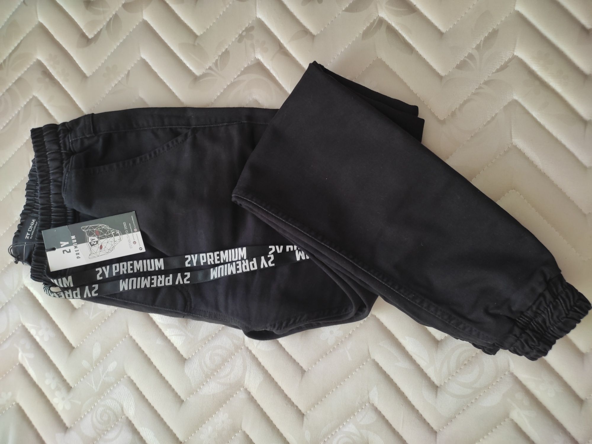 Jogger, 2Y premium