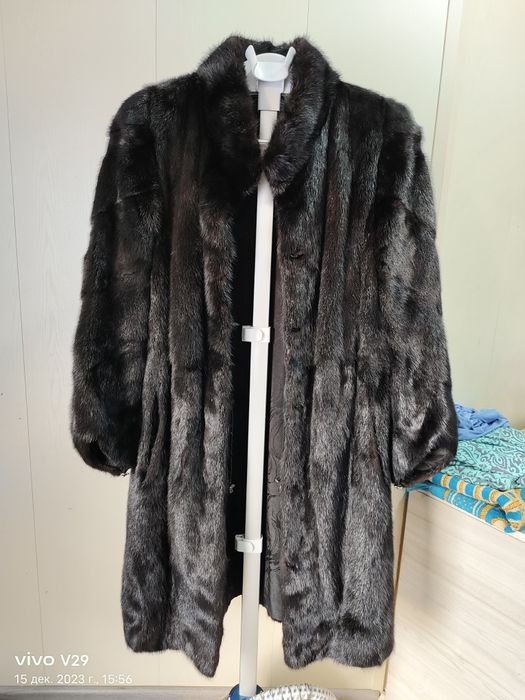 Продам норковую шубу