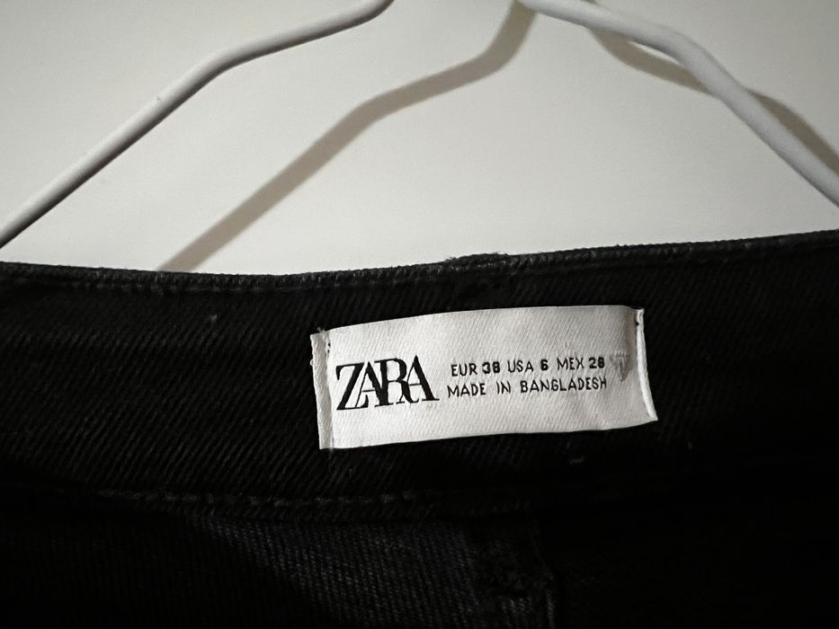 Черни дънки ZARA