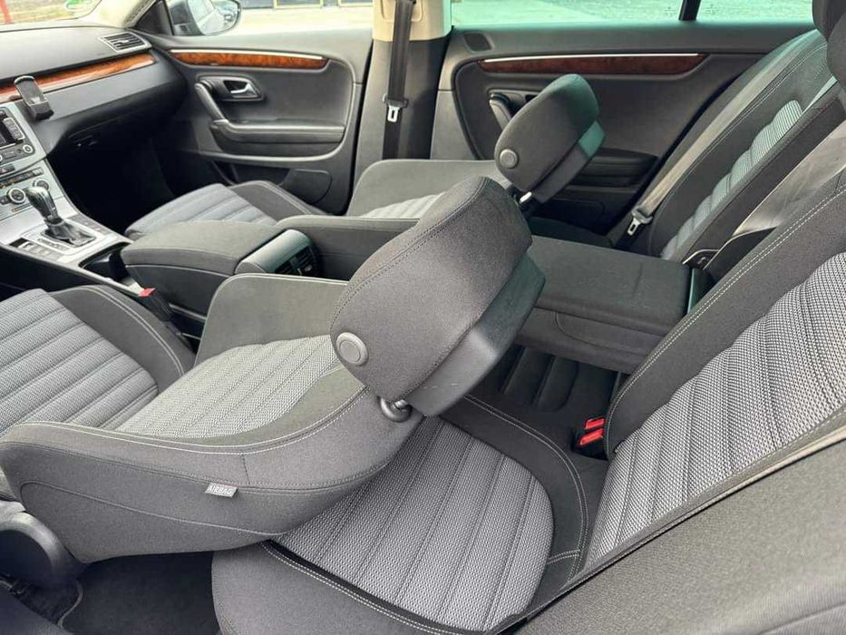 Vand pasat CC varianta   2012 luna 10