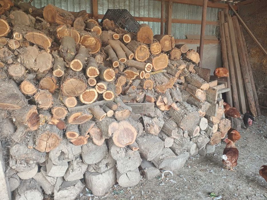 Lemne de vânzare