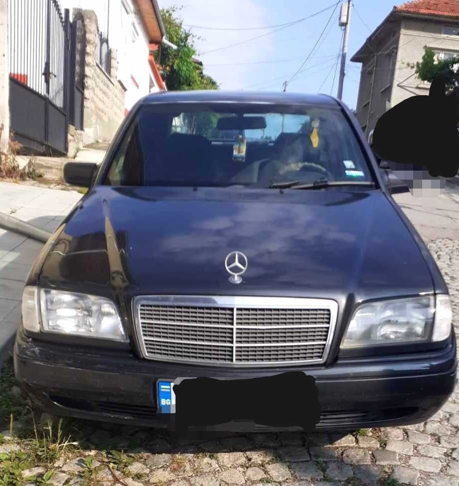 Mercedes   C 180