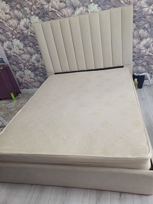 Продам кровать двухместный