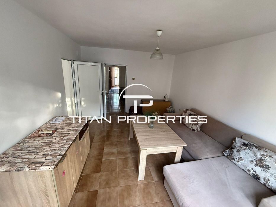 Ключ в офиса! Тристаен, под наем, ж.к Възраждане